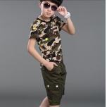 many different kinds of baby garments