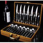 many different kinds of knives&forks