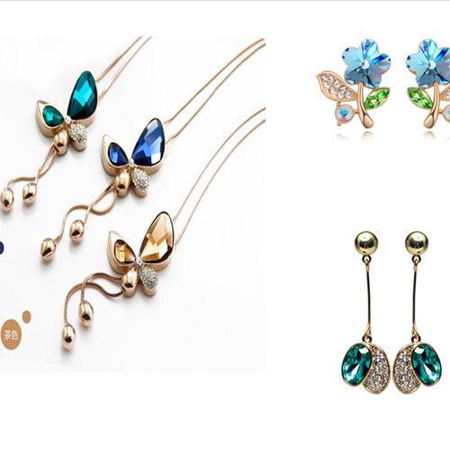 Many different kinds of accessory.