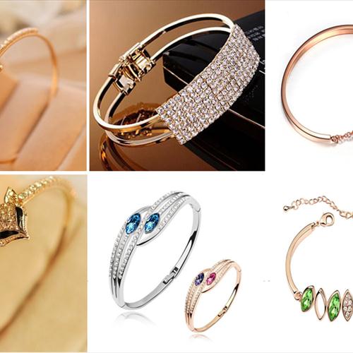 Many different kinds of accessory.
