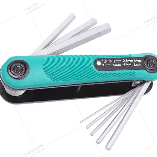 many different kinds of wrenches
