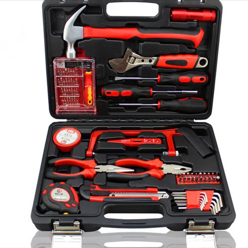 many different kinds of wrenches