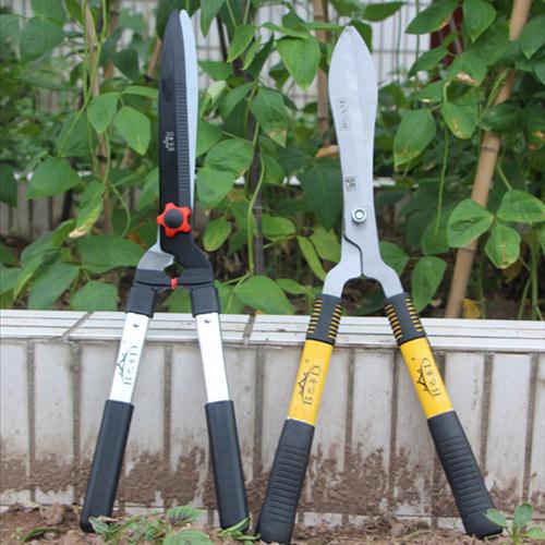 many different kinds of agricultural hardware
