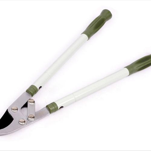 many different kinds of agricultural hardware